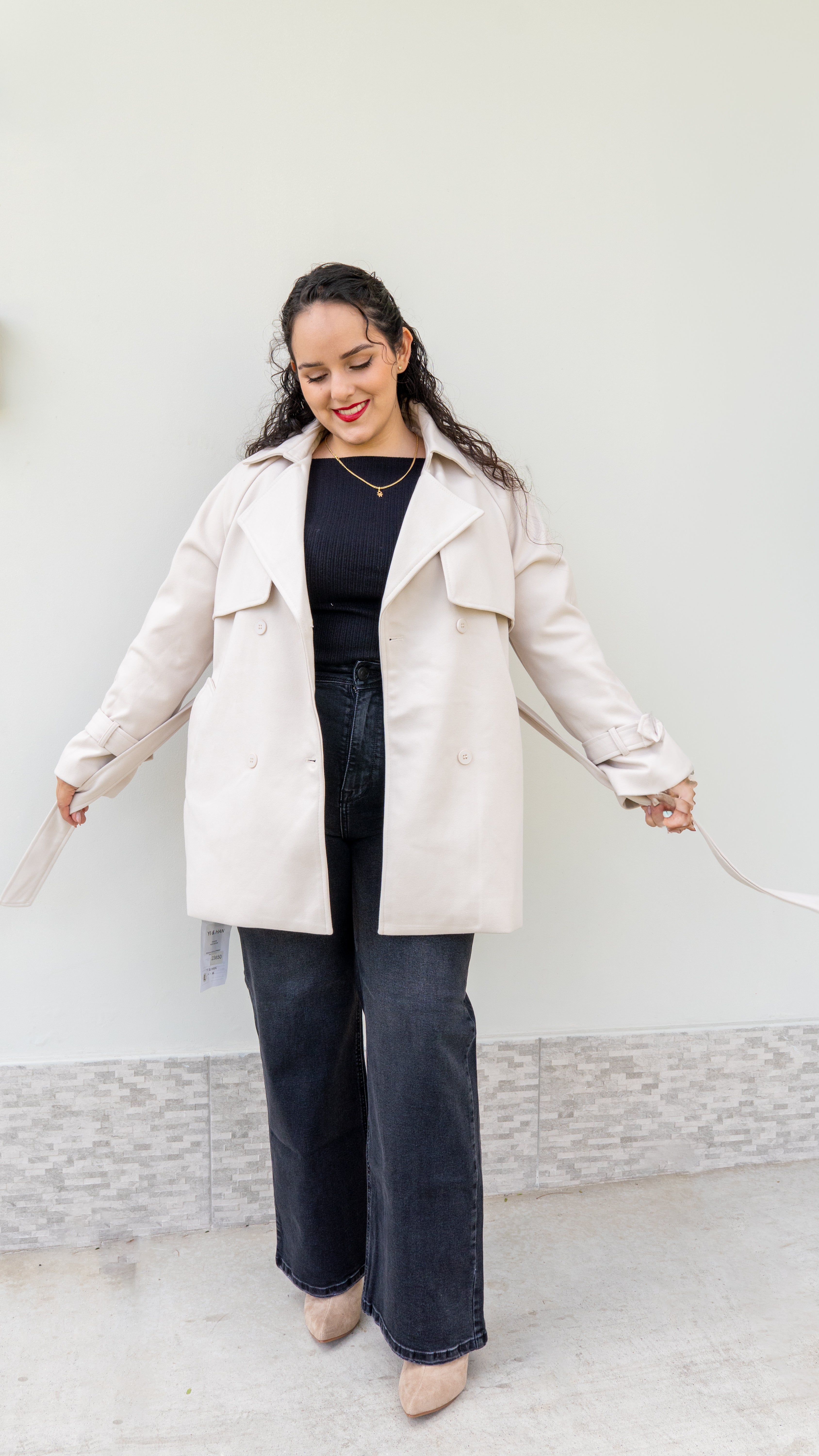 Saco corto de paño modelo gabardina